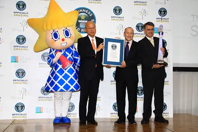 2011年11月17日、東京スカイツリーが世界一高いタワー構造物としてギネス世界記録に認定を受けた時の記念式典