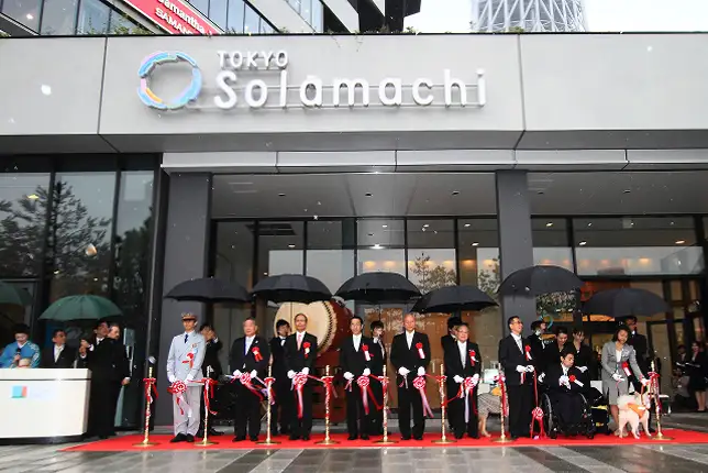 2012年5月22日、東京スカイツリータウンのグランドオープンを記念した大盛況のオープニングセレモニー