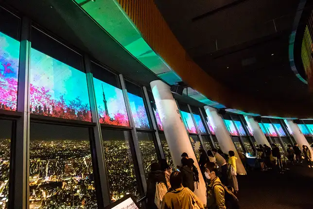 2016年3月18日にオープンした天望デッキフロア350のSKYTREE ROUND THEATERで上映される東京の街を映した映像