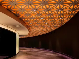 4階 出発ロビー