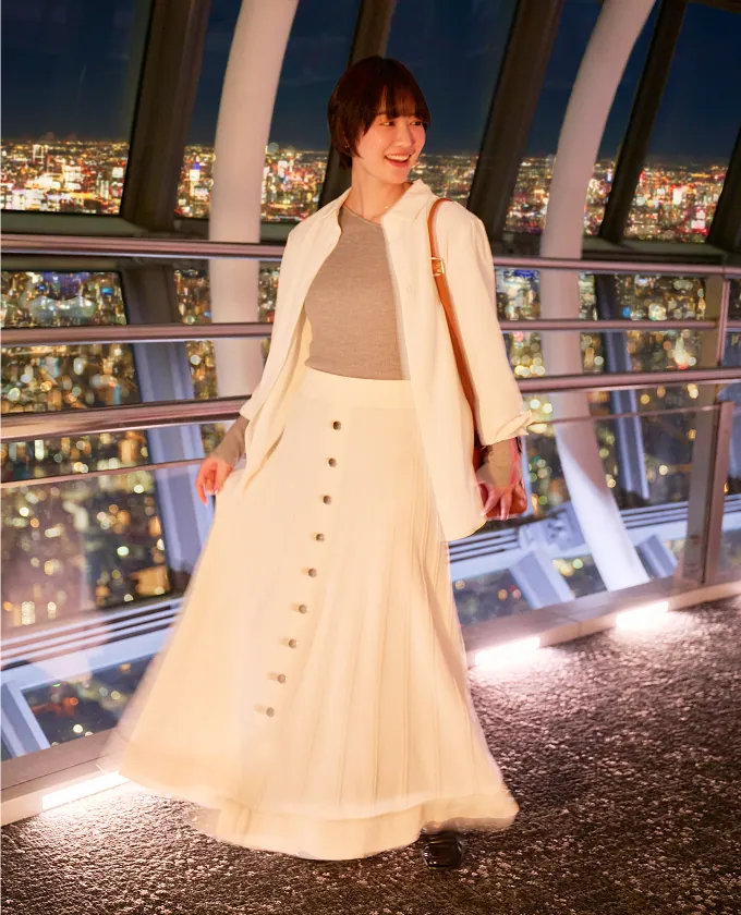 夜景に包まれ映える「見惚れポートレート」