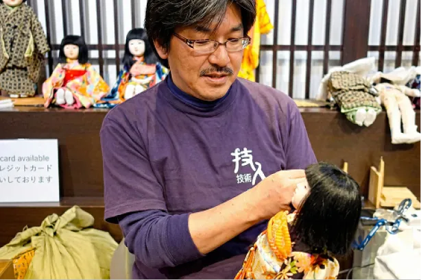 代々受け継がれてきた伝統工芸の制作道具