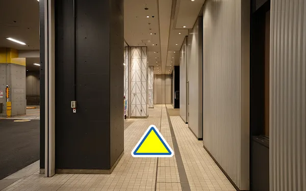 東京スカツリーの屋内の通路