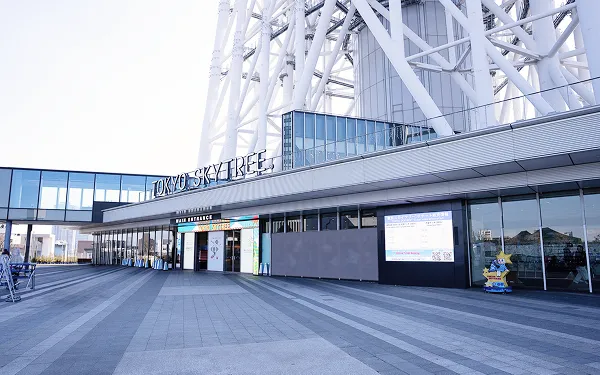 東京スカイツリー4Fの屋外フロアに面する入口