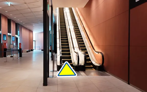 東京スカイツリーの入口すぐにあるエスカレーター